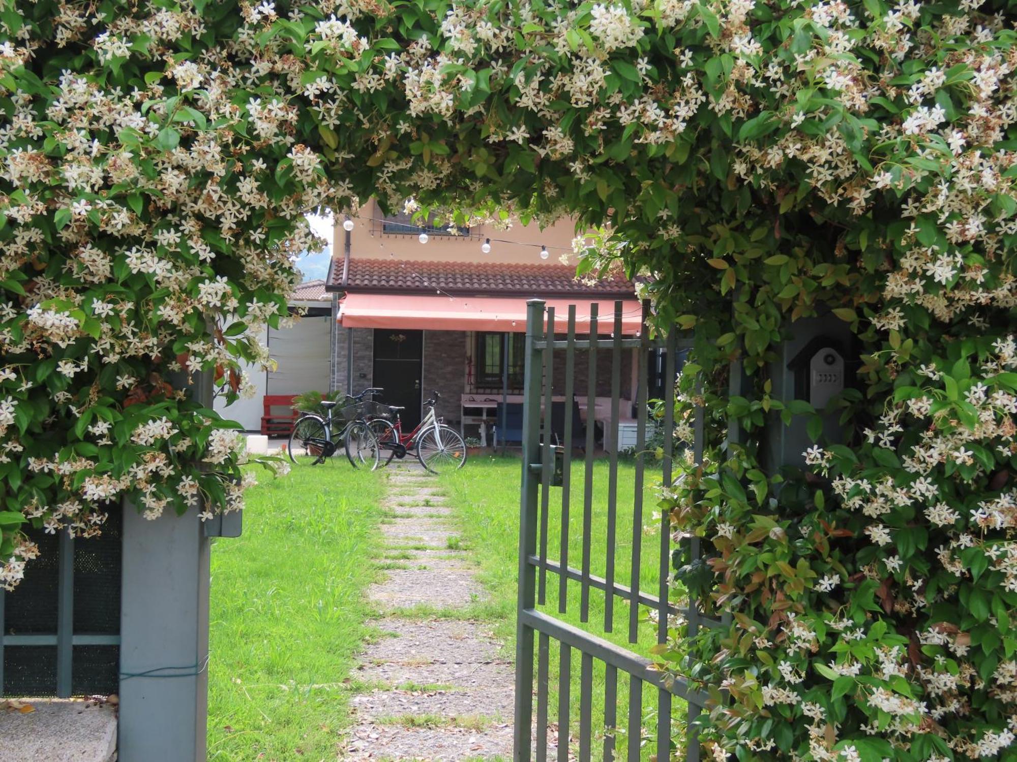 Villa Garda Art&Garden Volta Mantovana Exterior foto