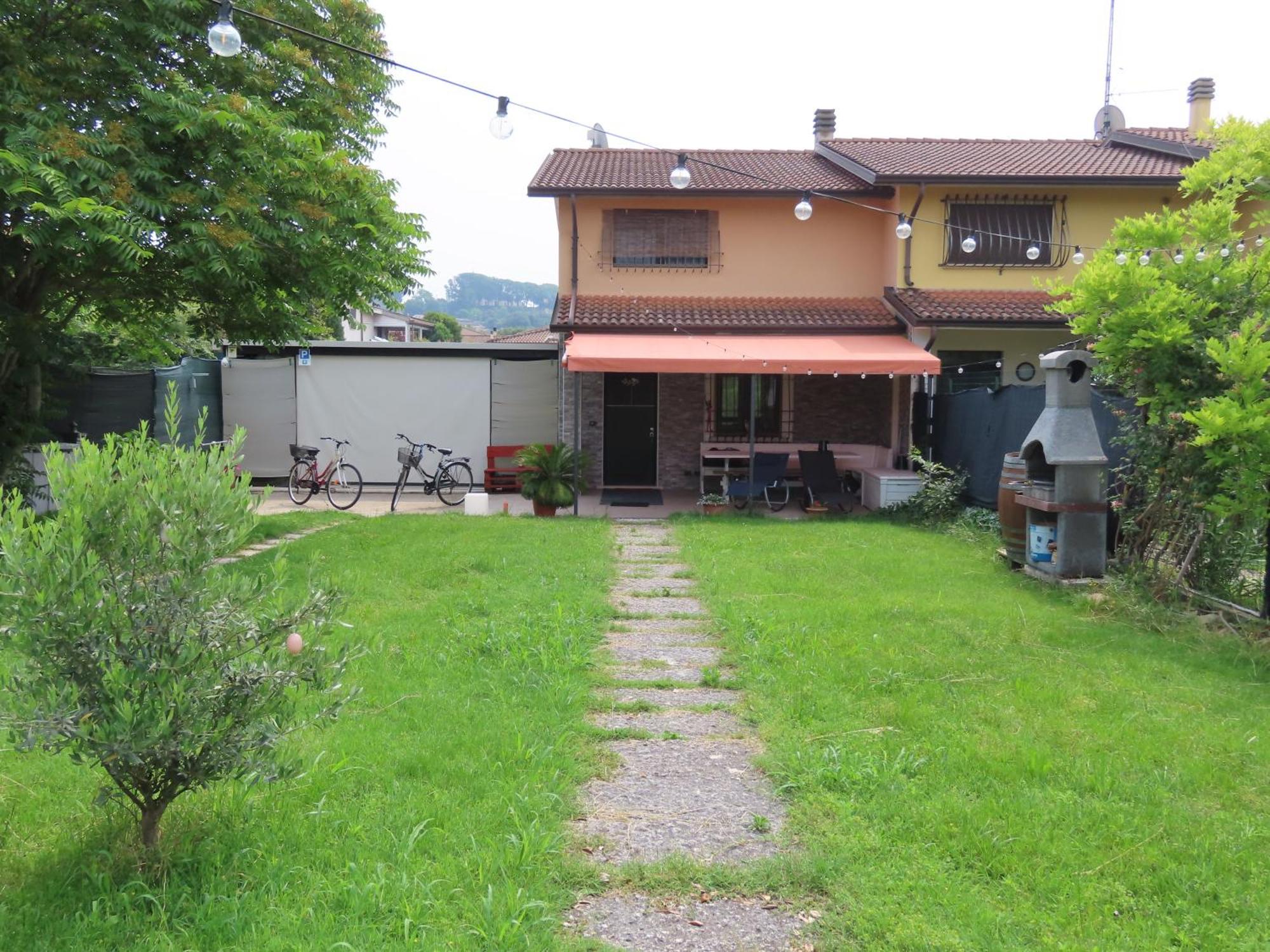 Villa Garda Art&Garden Volta Mantovana Exterior foto